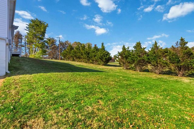 102 Cliffside Drive, Somerset, KY 42503