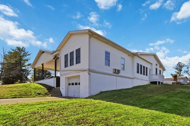 102 Cliffside Drive, Somerset, KY 42503