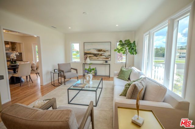 1141 N Lima Street, Burbank, CA 91505