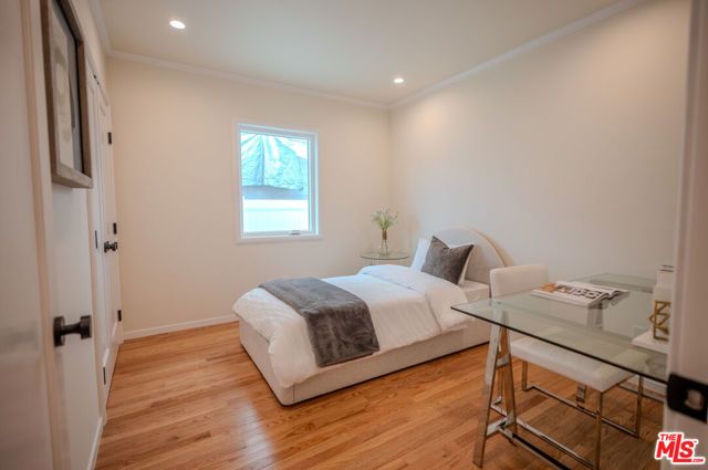 1141 N Lima Street, Burbank, CA 91505