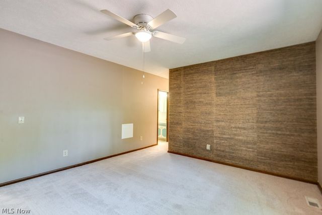 32771 N Burr Oak Drive, Solon, OH 44139