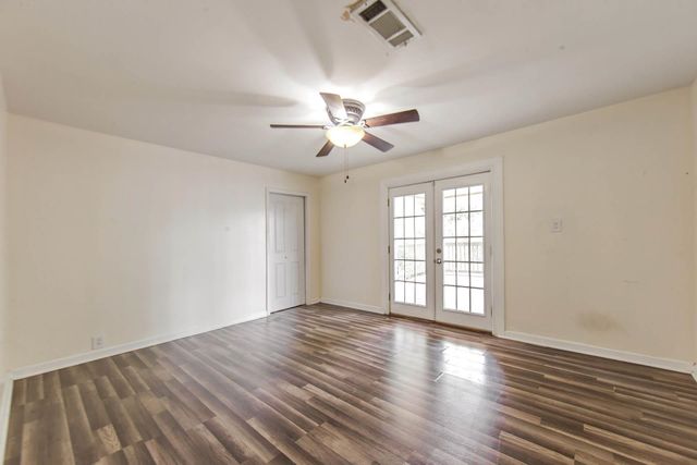 235 Bergeron St, Houma, LA 70364
