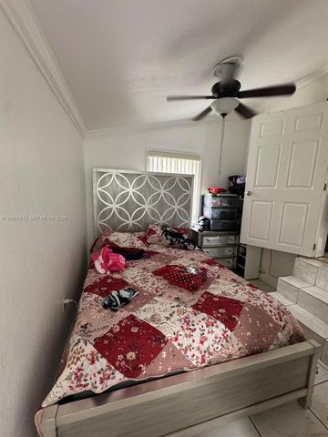 80 W 56th St, Hialeah, FL 33012