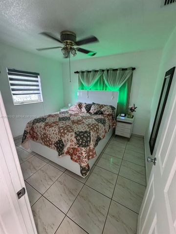 80 W 56th St, Hialeah, FL 33012