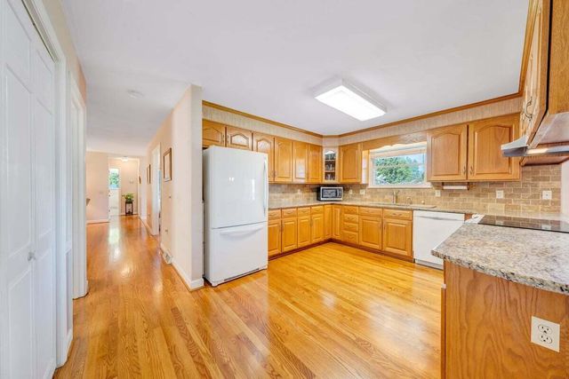 410 Greenview DR, Rocky Mount, VA 24151