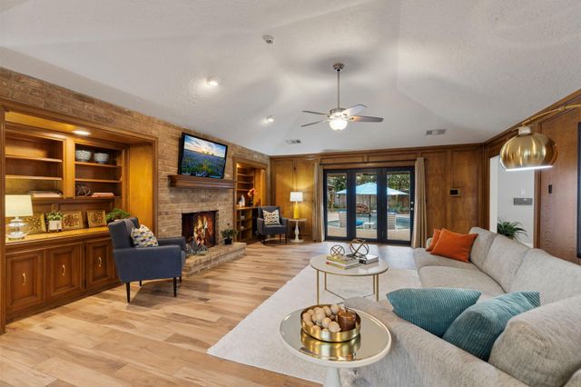 15015 Marlebone Court, Houston, TX 77069