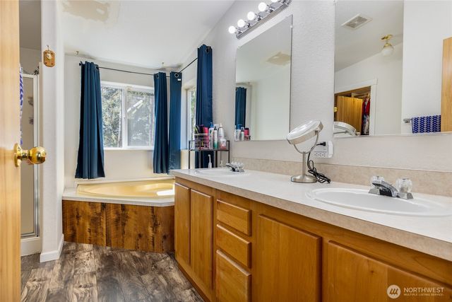 7834 197th Avenue SW, Rochester, WA 98579
