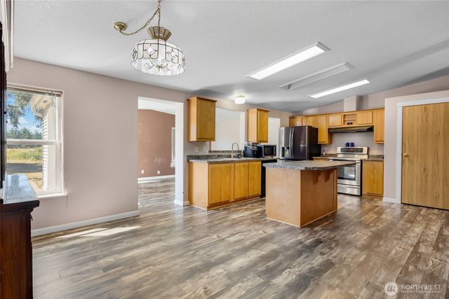 7834 197th Avenue SW, Rochester, WA 98579