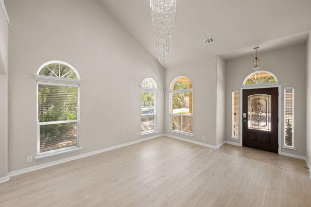 8537 Inca Dove DR, Austin, TX 78729