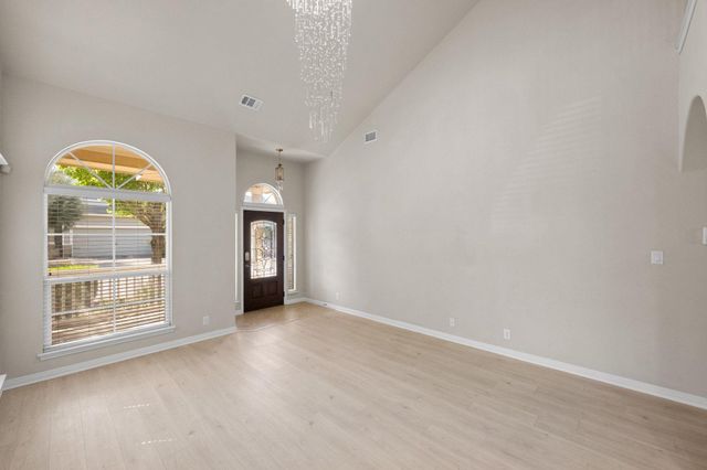8537 Inca Dove DR, Austin, TX 78729
