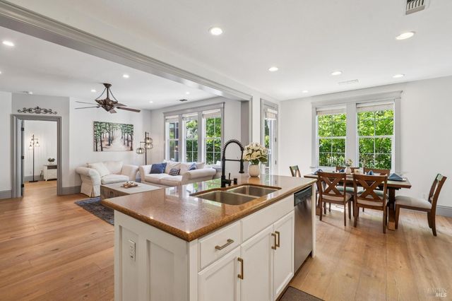 4193 Summer Gate Ave, Vallejo, CA 94591