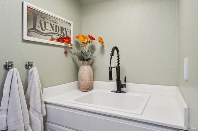 4193 Summer Gate Ave, Vallejo, CA 94591