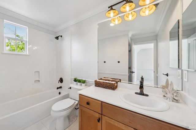 4193 Summer Gate Ave, Vallejo, CA 94591