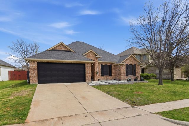 2125 Woodhaven Drive, Little Elm, TX 75068