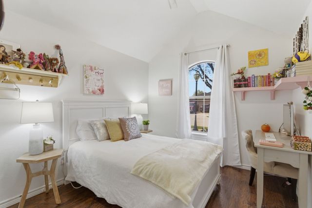 2125 Woodhaven Drive, Little Elm, TX 75068