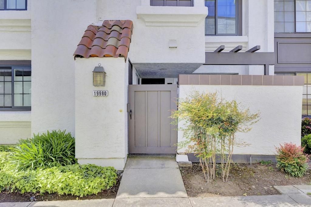 19980 Portal Plaza, Cupertino, CA 95014