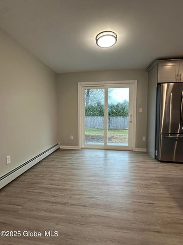 11 Campagna Drive, Colonie, NY 12205