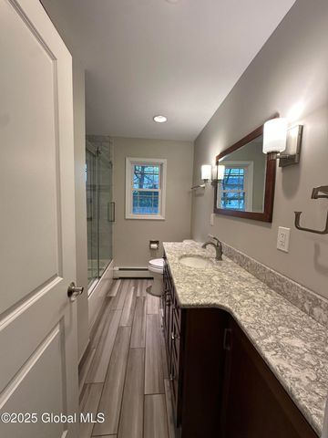 11 Campagna Drive, Colonie, NY 12205