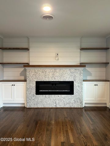 11 Campagna Drive, Colonie, NY 12205