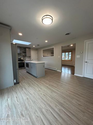 11 Campagna Drive, Colonie, NY 12205