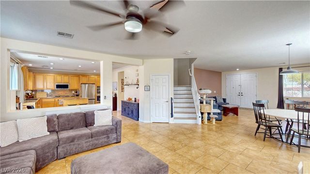 2304 Dixon Springs Avenue, North Las Vegas, NV 89031