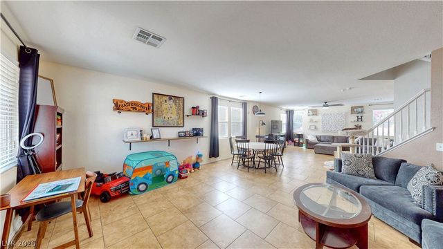 2304 Dixon Springs Avenue, North Las Vegas, NV 89031