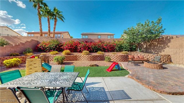 2304 Dixon Springs Avenue, North Las Vegas, NV 89031