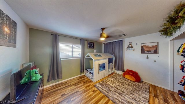 2304 Dixon Springs Avenue, North Las Vegas, NV 89031