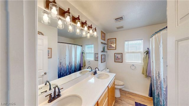 2304 Dixon Springs Avenue, North Las Vegas, NV 89031