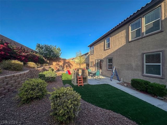 2304 Dixon Springs Avenue, North Las Vegas, NV 89031