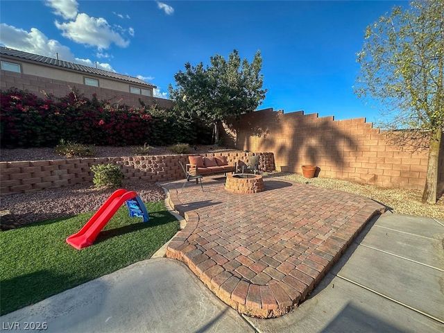 2304 Dixon Springs Avenue, North Las Vegas, NV 89031