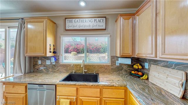 2304 Dixon Springs Avenue, North Las Vegas, NV 89031