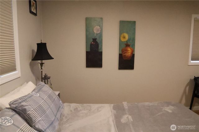 16864 122nd Avenue SE, Renton, WA 98058