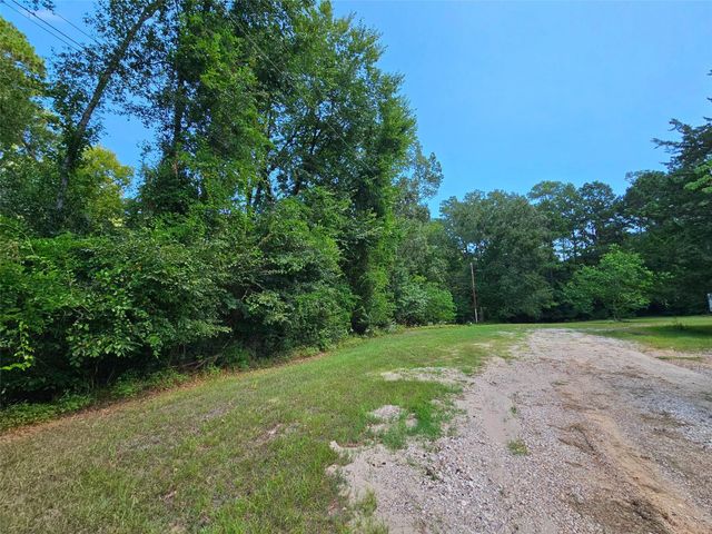 Lot 757 Thornwood Drive, Coldspring, TX 77331