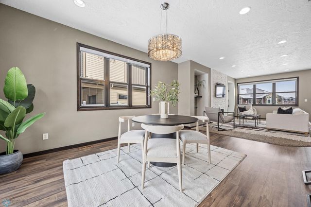 2800 Mcleod Drive E, West Fargo, ND 58078