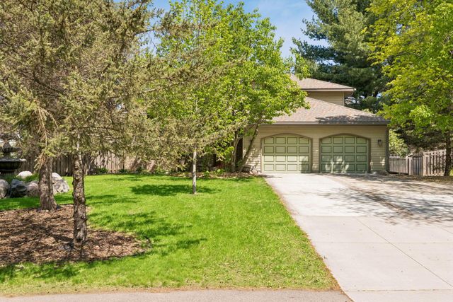 717 Marie Avenue W, Mendota Heights, MN 55118