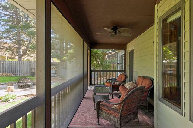 717 Marie Avenue W, Mendota Heights, MN 55118