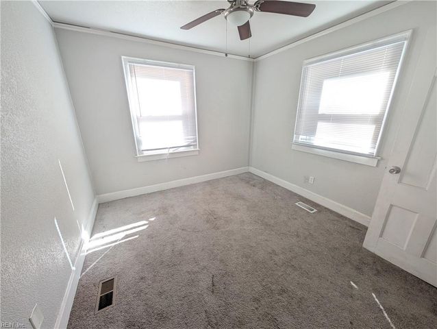 28 Alden AVE, Portsmouth, VA 23702