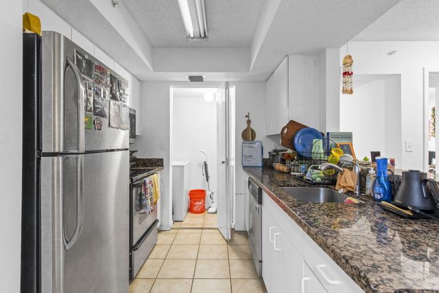 741 N Pine Island Road 108, Plantation, FL 33324