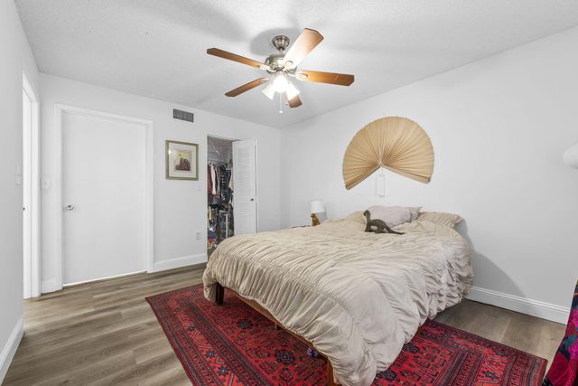 741 N Pine Island Road 108, Plantation, FL 33324