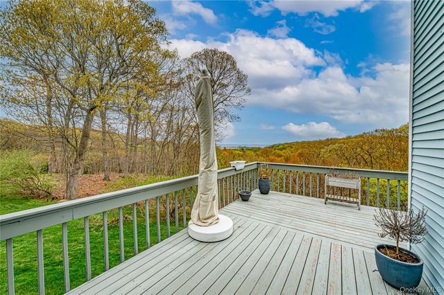 404 Mountain Ridge Drive, Mount Sinai, NY 11766