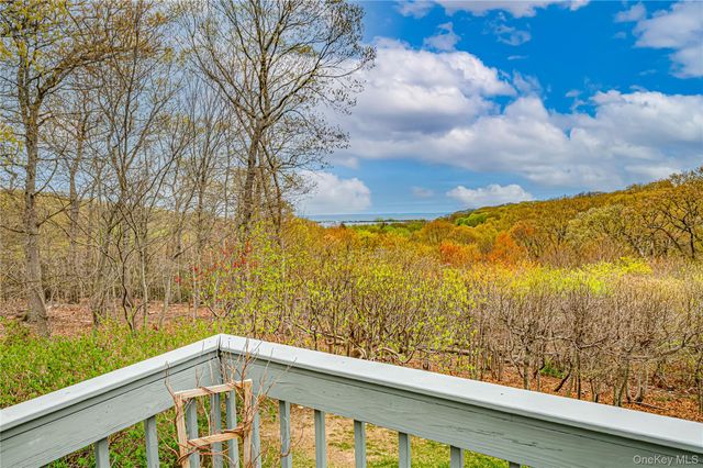 404 Mountain Ridge Drive, Mount Sinai, NY 11766