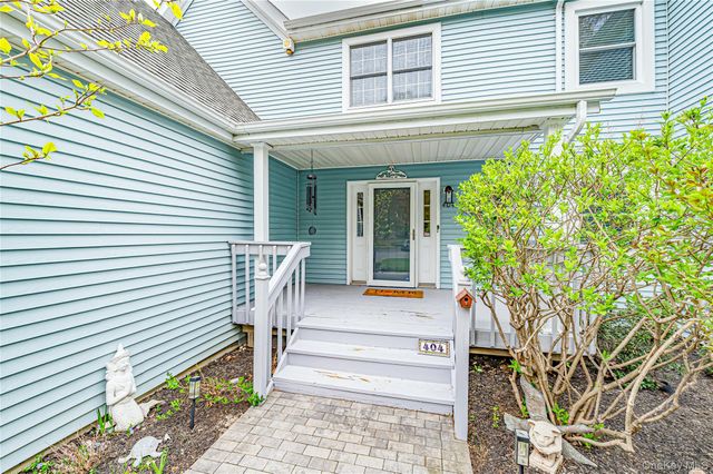 404 Mountain Ridge Drive, Mount Sinai, NY 11766