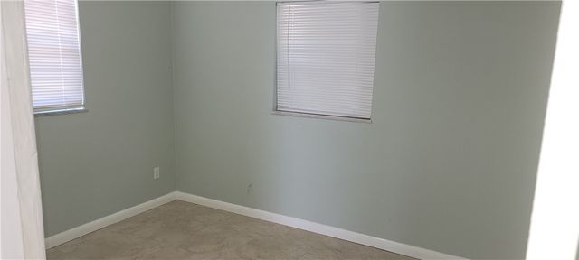 412 7th Road SW, Vero Beach, FL 32962