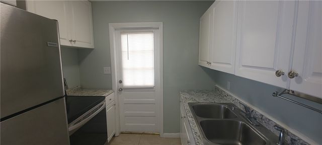 412 7th Road SW, Vero Beach, FL 32962