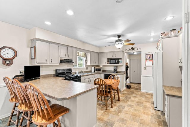 3045 N McKinley Road, Flushing Twp, MI 48433