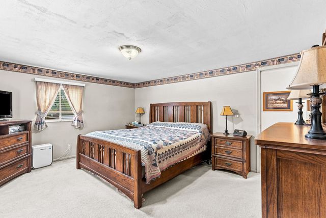 3045 N McKinley Road, Flushing Twp, MI 48433