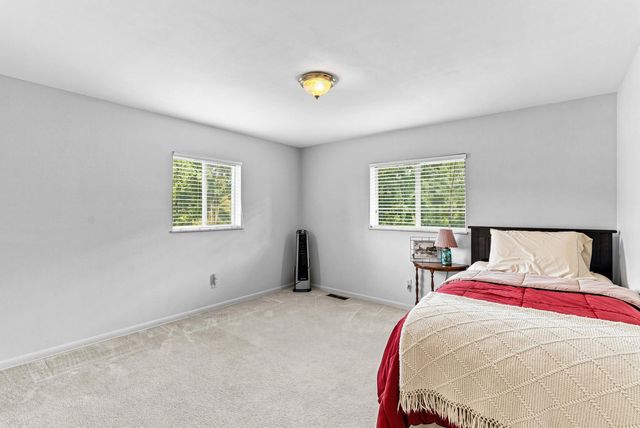 3045 N McKinley Road, Flushing Twp, MI 48433
