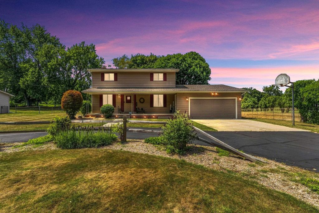 3045 N McKinley Road, Flushing Twp, MI 48433