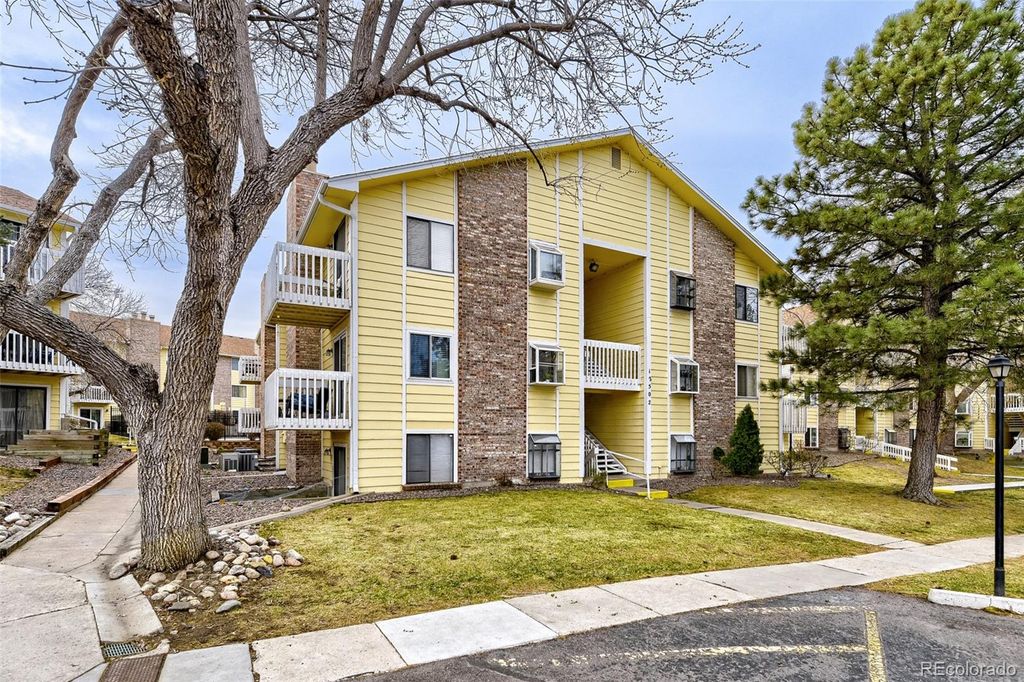 12502 E Cornell Avenue 102, Aurora, CO 80014